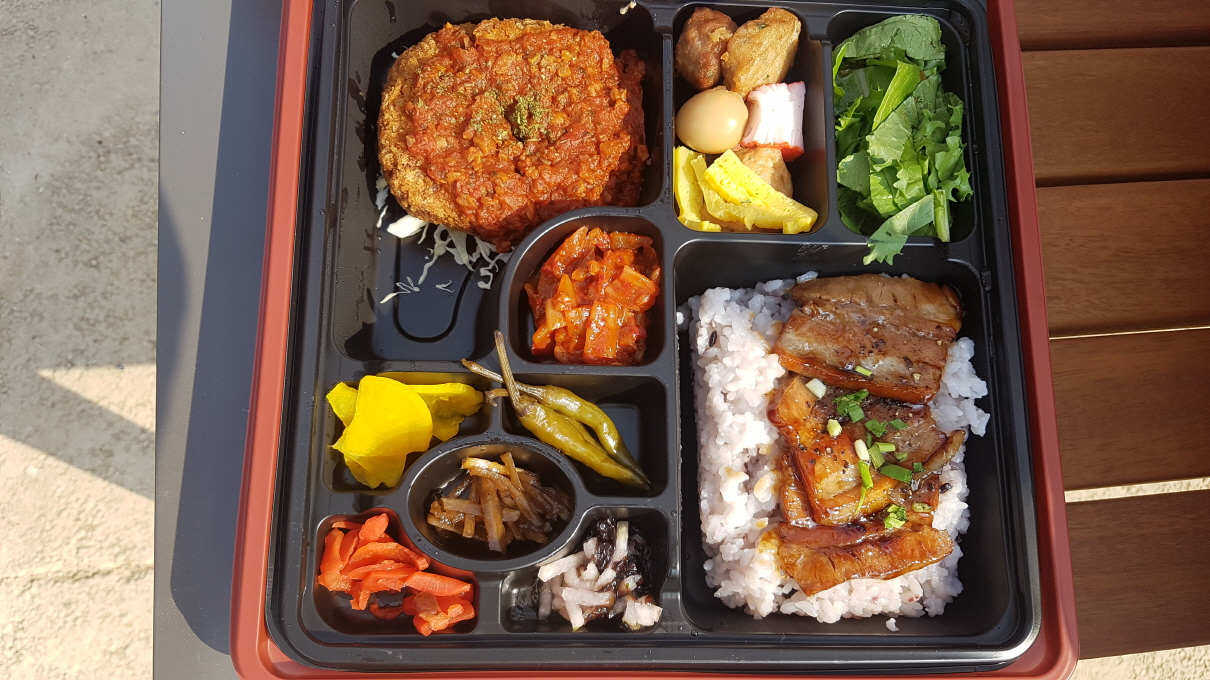 Seoul-Botanic-park-so-yummy-lunch-kuben